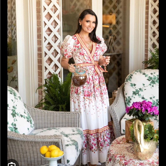 ANTONIO MELANI Dresses & Skirts - Antonio Melani x Kimberly Whitman Limited Edition Floral Maxi Dress + Shawl Set